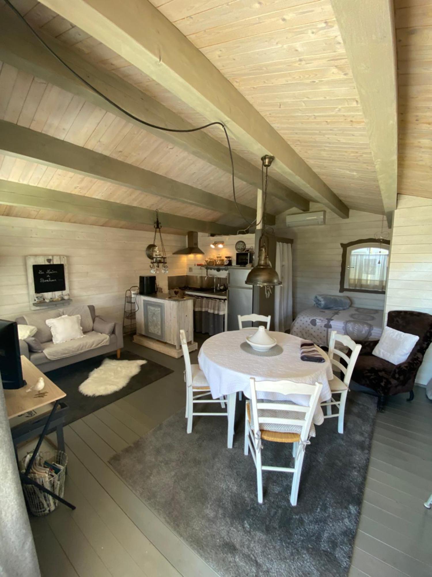 Chalet De Charme Aniane Exterior foto
